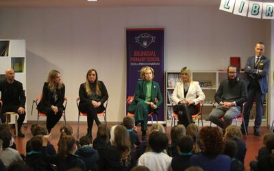 Letizia Moratti fa visita agli alunni del Baby Junior College