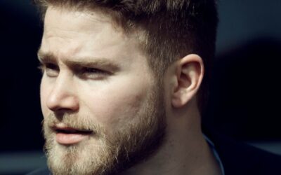 Le Alpi svizzere incontrano l’Horror Hotel: nuovo set per l’attore Elijah Knight